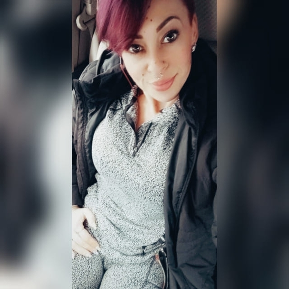 Profile Picture of Drew Marshall (@funkylibra90) on Poshmark