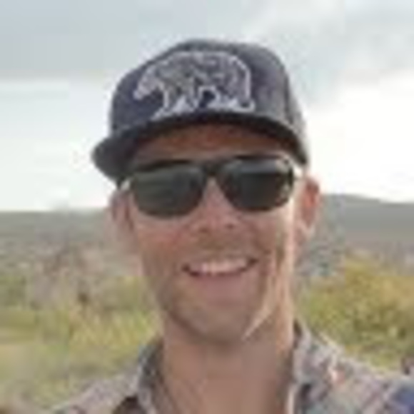 Profile Picture of Andrew Archer (@archerag) on Poshmark