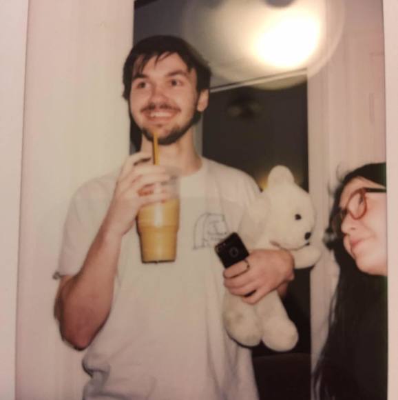 Profile Picture of Alex Wisch (@thecoolalex) on Poshmark