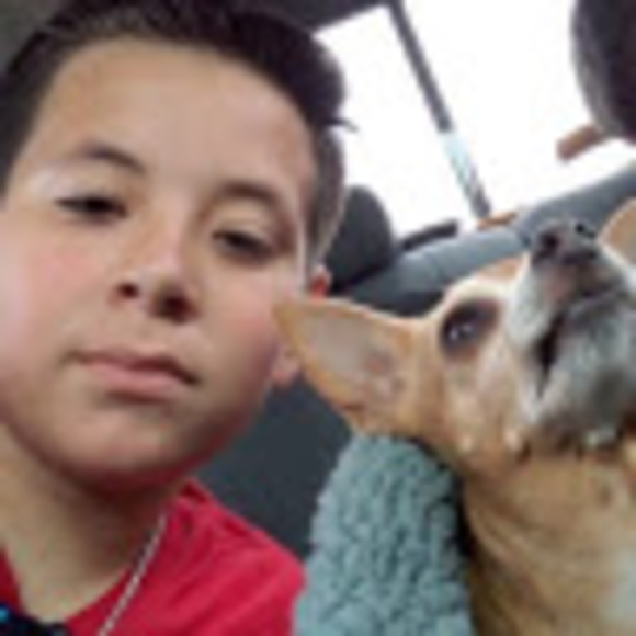 Profile Picture of Rafael Arroyo (@2005arroyo9) on Poshmark