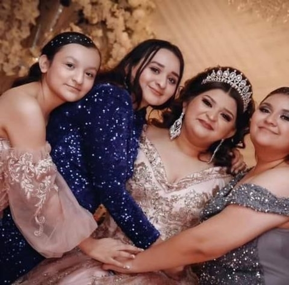 Profile Picture of Monica Priego (@monicapriego) on Poshmark