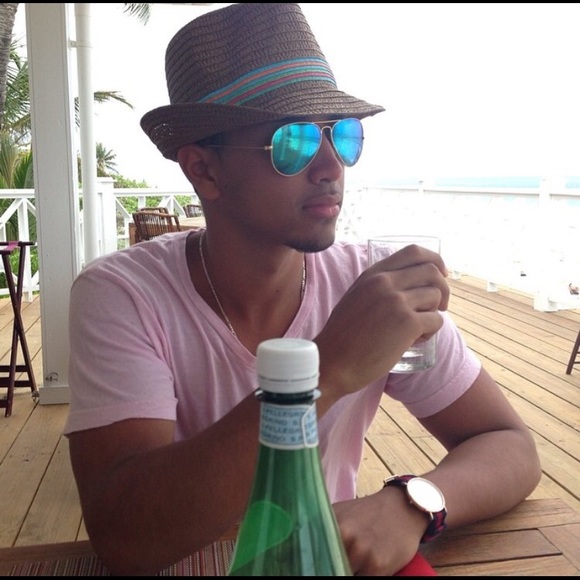 Profile Picture of Adam Tahiri (@tahiri94) on Poshmark