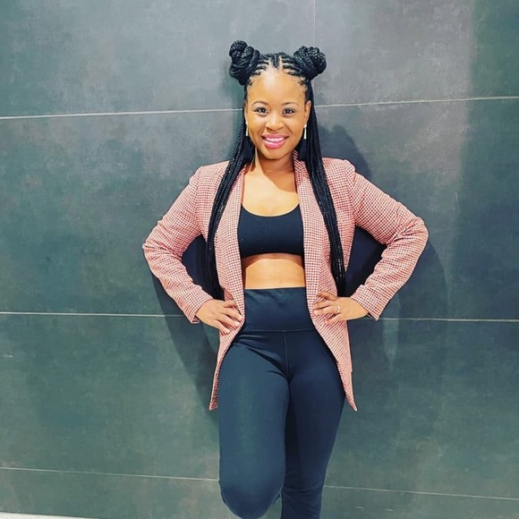 Profile Picture of Kia Derham (@kiaderham) on Poshmark