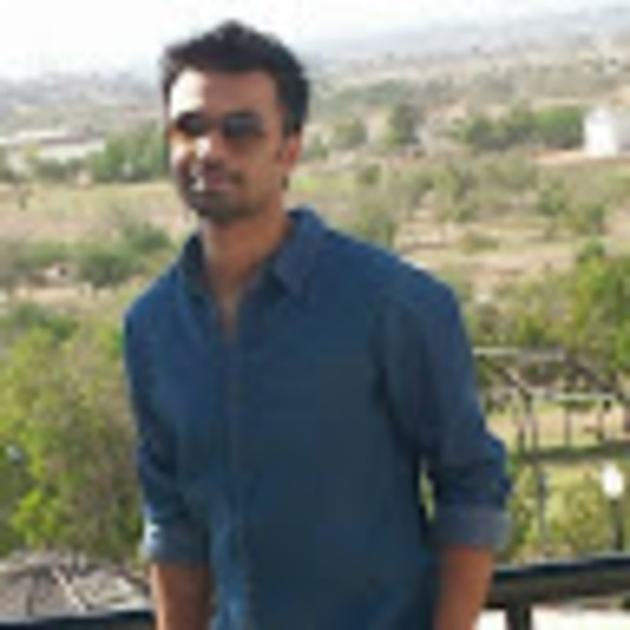 Profile Picture of Ateeb Qayyum (@ateebvohra) on Poshmark