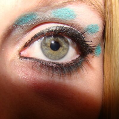 Profile Picture of Reese Wright (@ShesPartUnicorn) on Twitter