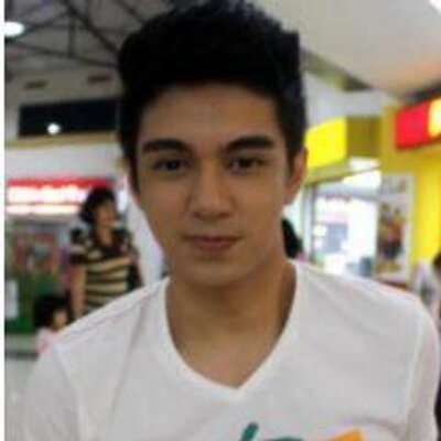 Profile Picture of Riel Jay Latorre (@riel_jay) on Twitter