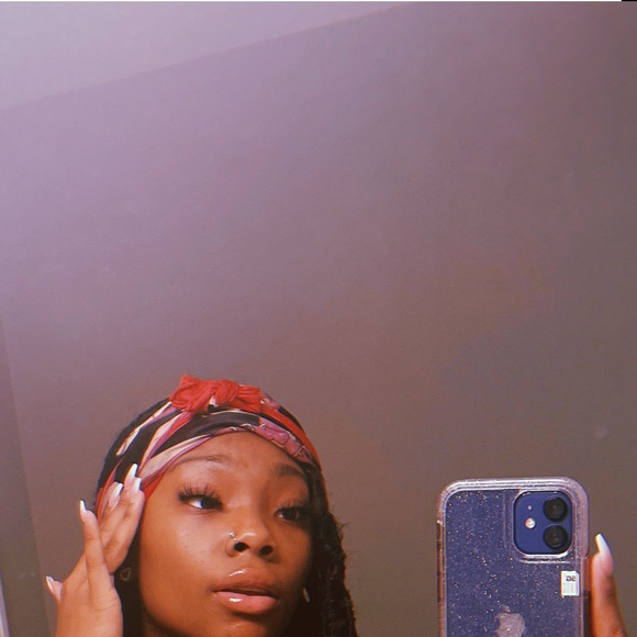 Profile Picture of Mckenna Brock (@mckennabrock391) on Poshmark