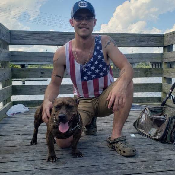 Profile Picture of Johnny Delapp (@jd0014) on Poshmark