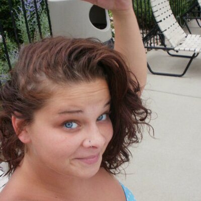 Profile Picture of Carly Lamb-Vosen (@clambv0156) on Twitter