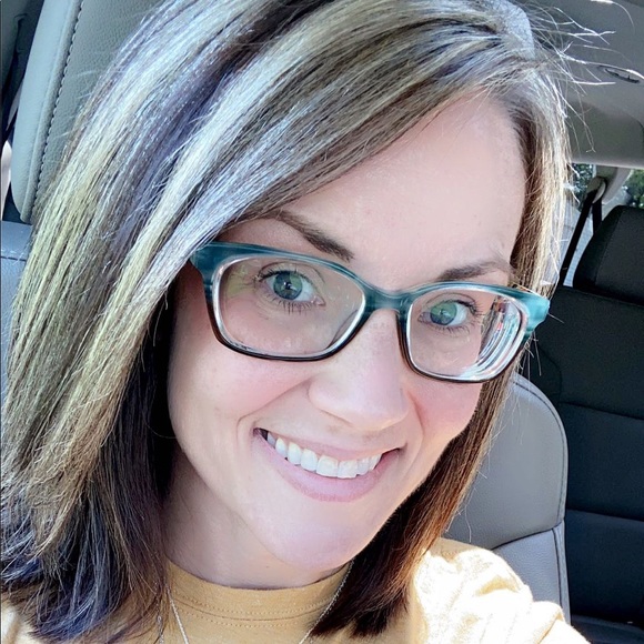 Profile Picture of Ladonna Ray (@hermom9) on Poshmark