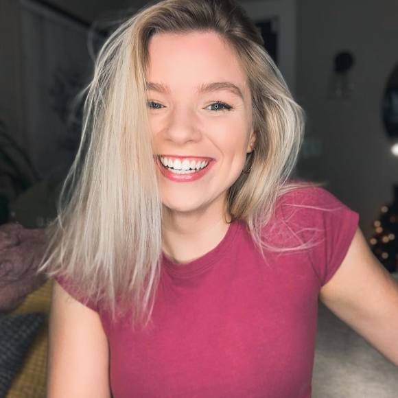 Profile Picture of Sammy Goad (@sammygoad) on Poshmark