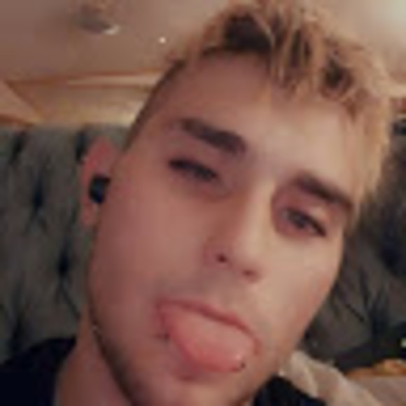 Profile Picture of Josh Mcgraw (@joshuacmcgraw) on Poshmark