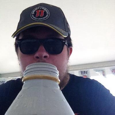 Profile Picture of Jeremy Madrigal (@JMagic93) on Twitter