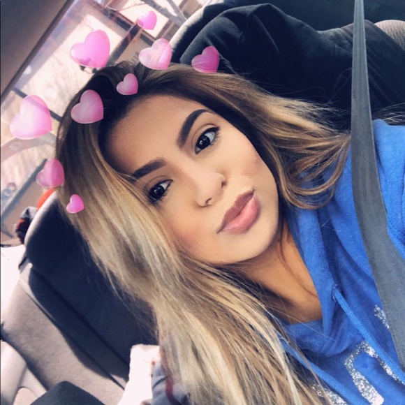 Profile Picture of Bianca Gasca (@biaannccaa) on Poshmark