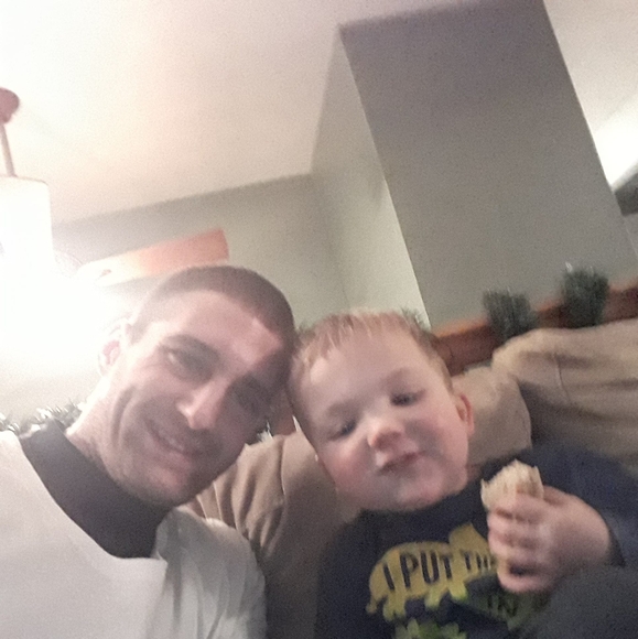 Profile Picture of Dean Cassata (@dcassata1989) on Poshmark