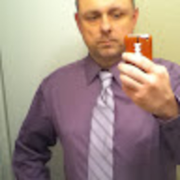 Profile Picture of David Boguess (@dboguess1973) on Poshmark