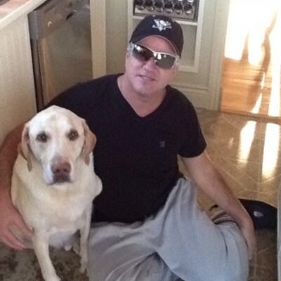 Profile Picture of Jacques Champagne (@verveine1961) on Twitter