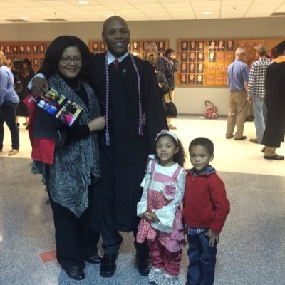 Profile Picture of Vivian Franklin (@VivianF08438661) on Twitter