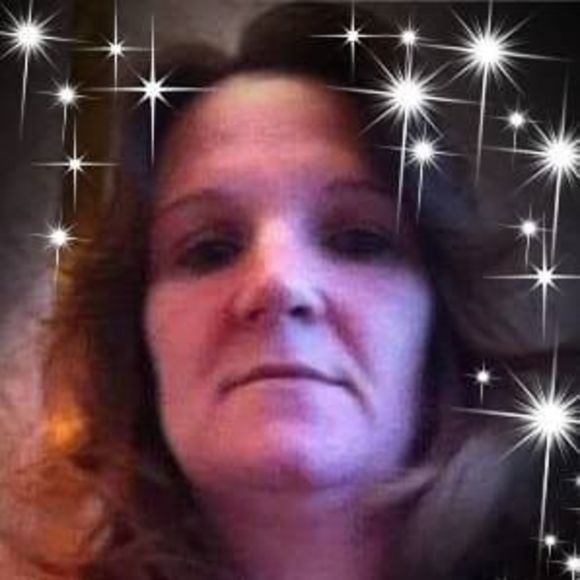 Profile Picture of Sharon Anders (@sherlilmama72) on Poshmark