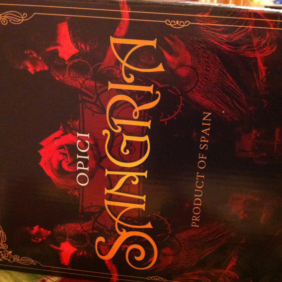 Ashley Efthimiades - Poshmark Profile Picture of Ashley Efthimiades (@ashweee) on Poshmark