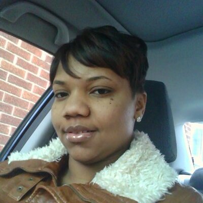 Profile Picture of Gloria Briscoe (@35looksthisgood) on Twitter