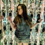 Profile Picture of Molly Carl (@bumfreckles) on Instagram