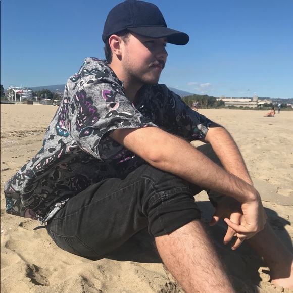 Profile Picture of Sean Koppel (@skoppel184) on Poshmark