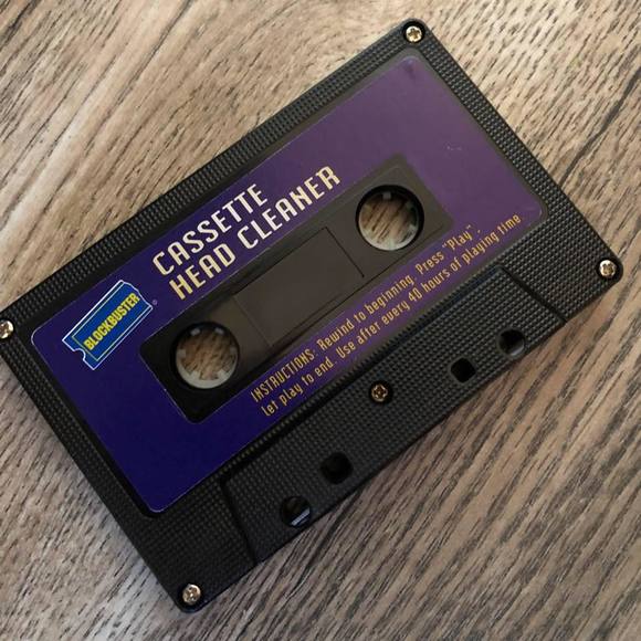 Profile Picture of Ira Ausby (@iraausby) on Poshmark