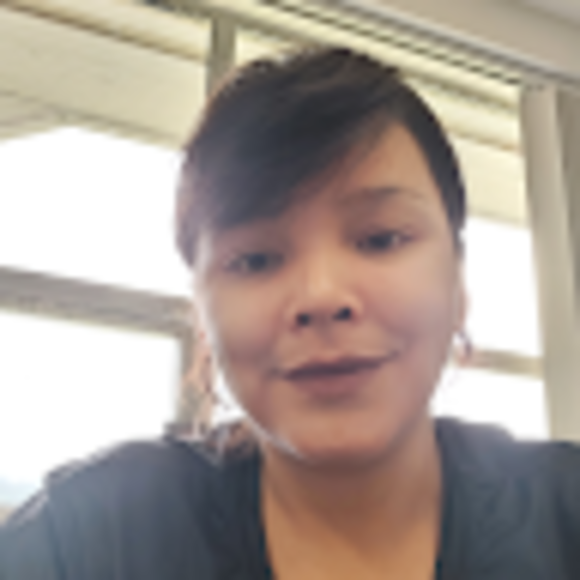 Profile Picture of Edwina Joseph (@edwinajoseph) on Poshmark