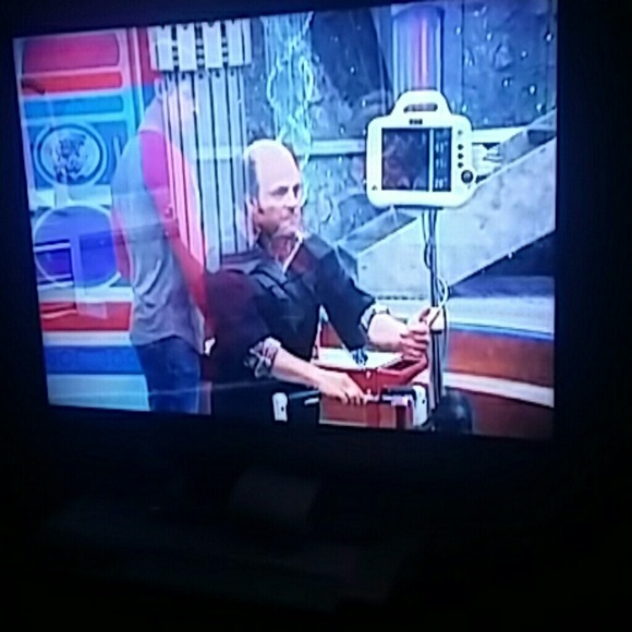 Amen Osarobo - Poshmark Profile Picture of Amen Osarobo (@elivale) on Poshmark