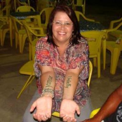 Profile Picture of Simone Gonçalves (@simonepiquete) on Twitter