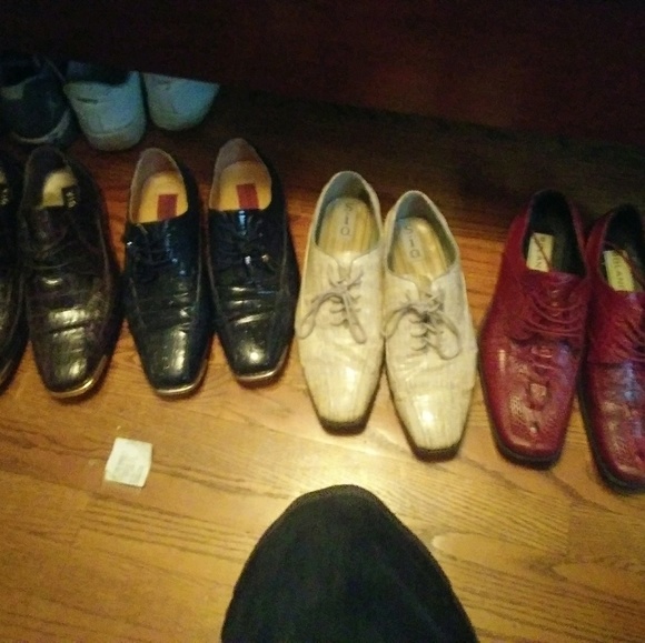 Profile Picture of Jason Barger (@ibboog) on Poshmark