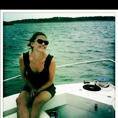 Profile Picture of Kristen Madden Lauze (@ksrbon) on Twitter