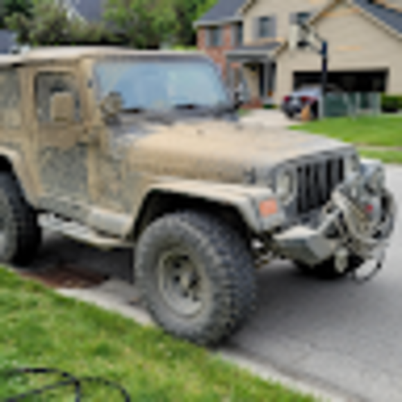 Profile Picture of Thomas Hellmich (@ithaca37) on Poshmark