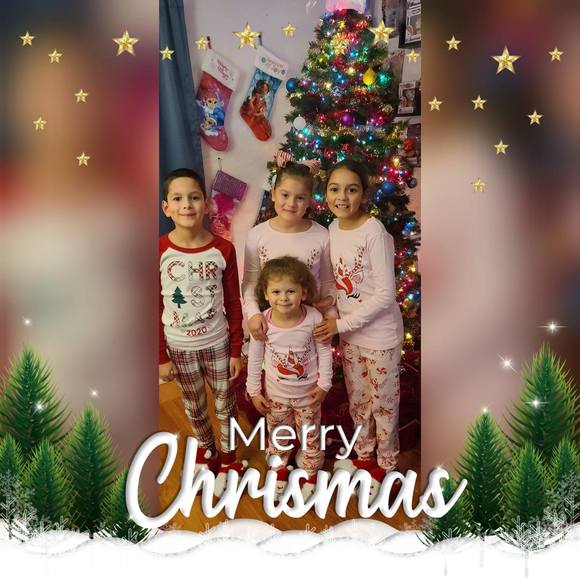 Profile Picture of Danielle Alligood (@alligood73) on Poshmark