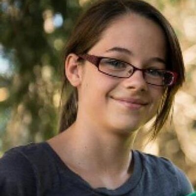 Profile Picture of Clara Poulin (@niallclap) on Twitter