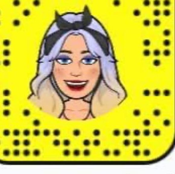 Profile Picture of Sarah Falsetti (@sjfalsetti) on Poshmark