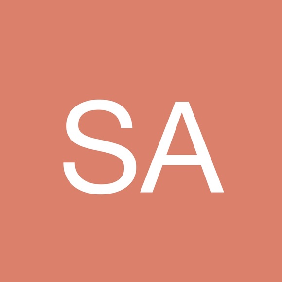 Profile Picture of Silvia Apolonio (@silviaapolonio) on Poshmark