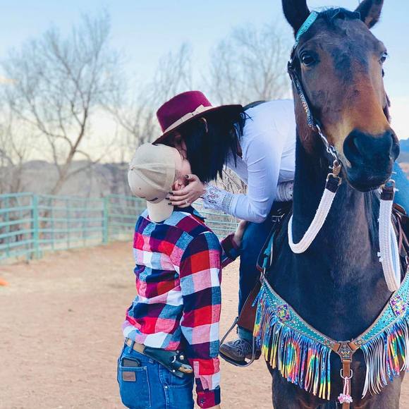 Tommy Perrone - Poshmark Profile Picture of Tommy Perrone (@perronehockey4) on Poshmark