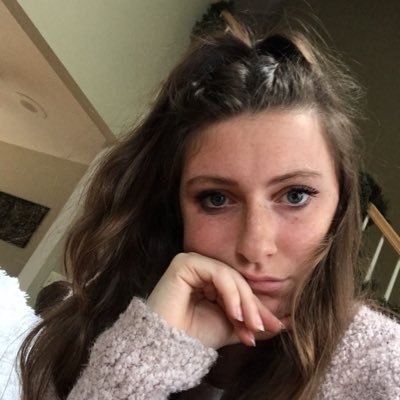 Profile Picture of Amy (@amyluther9) on Twitter