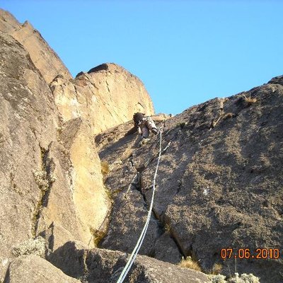 Profile Picture of Simon Ngugi (@_sachadots) on Twitter