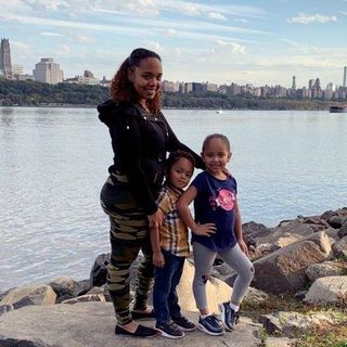 Profile Picture of Crystal Borrell (@crystal.borrell.7) on Facebook