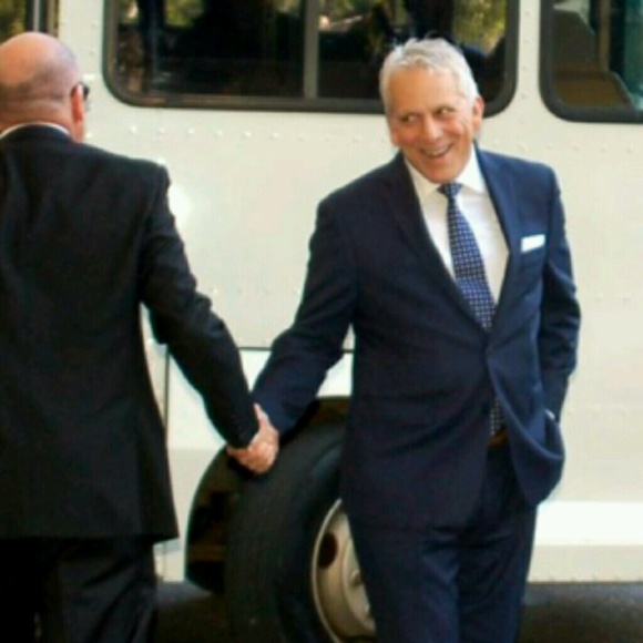 Profile Picture of Richard Angeloni (@rangeloni) on Poshmark