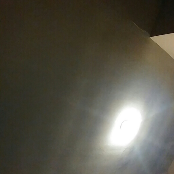 Profile Picture of Kimi Kim (@kupcakekimi) on Poshmark