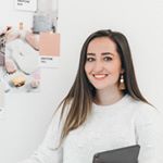 Profile Picture of Sarah | Brand & Web Designer (@mckinley.media) on Instagram