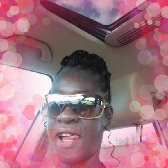 Profile Picture of Aishia Green (@neshagreen2008) on Poshmark