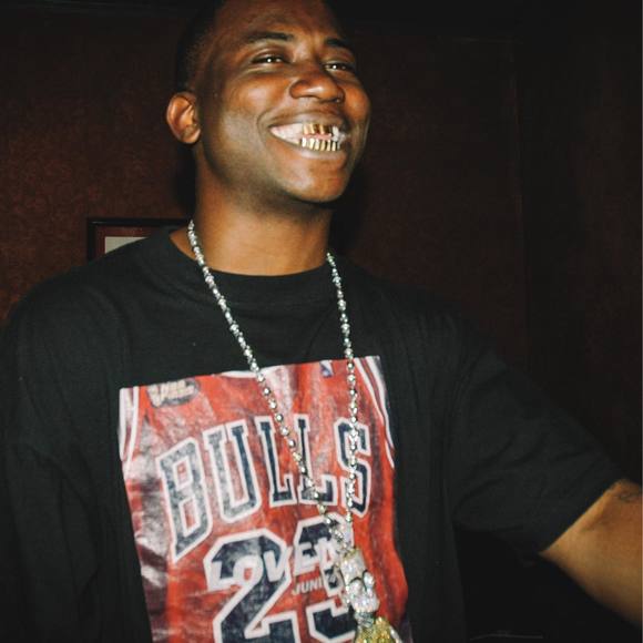 Profile Picture of Quinn Stevens (@quinnstevens46) on Poshmark