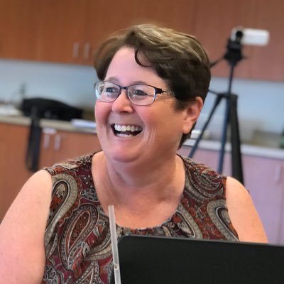 Profile Picture of Susie (@DrSueBollinger) on Twitter