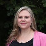 Profile Picture of Tara Stapleton (@tarastapletondermalclinician) on Instagram