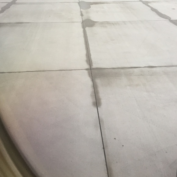 Profile Picture of Layne Eidemiller (@leidemiller) on Poshmark